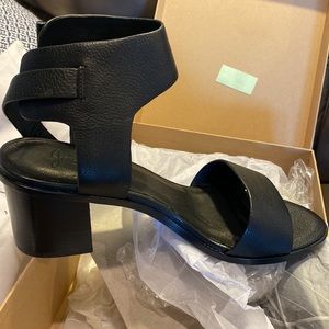 Joie leather sandals heels - new